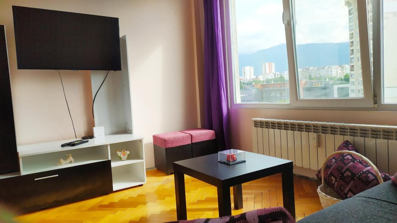 Lovely City Center 1Bd, 1Bt Apartment Sofya Dış mekan fotoğraf