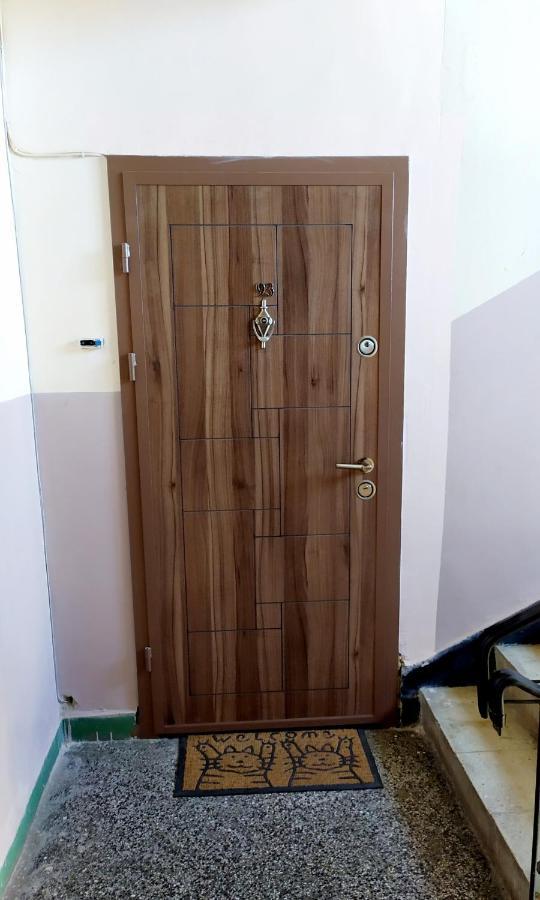 Lovely City Center 1Bd, 1Bt Apartment Sofya Dış mekan fotoğraf